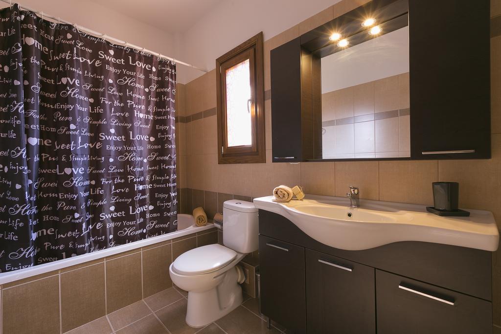 Velia Boutique Apartments Ouranoupoli Exterior foto